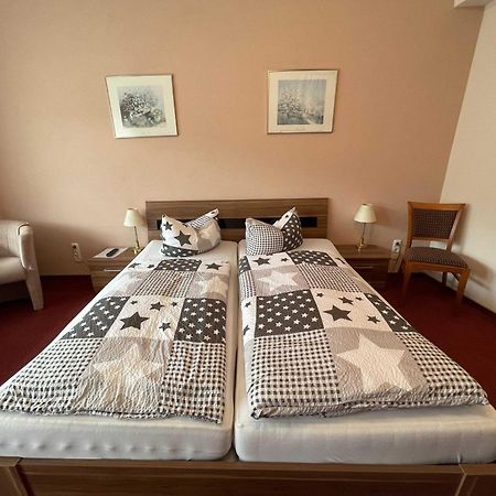 Hotel Zur Mosel Minheim Dış mekan fotoğraf