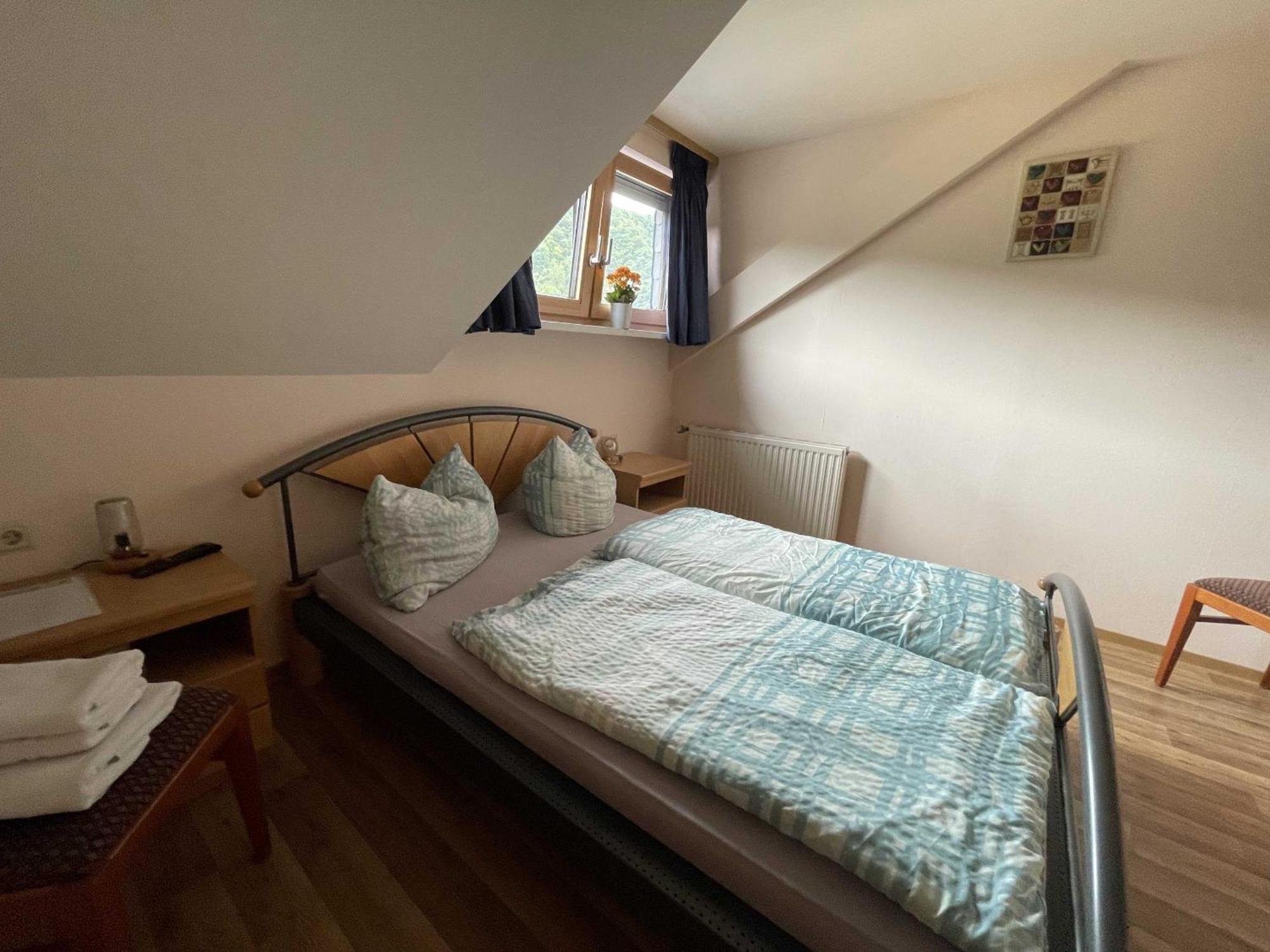 Hotel Zur Mosel Minheim Dış mekan fotoğraf
