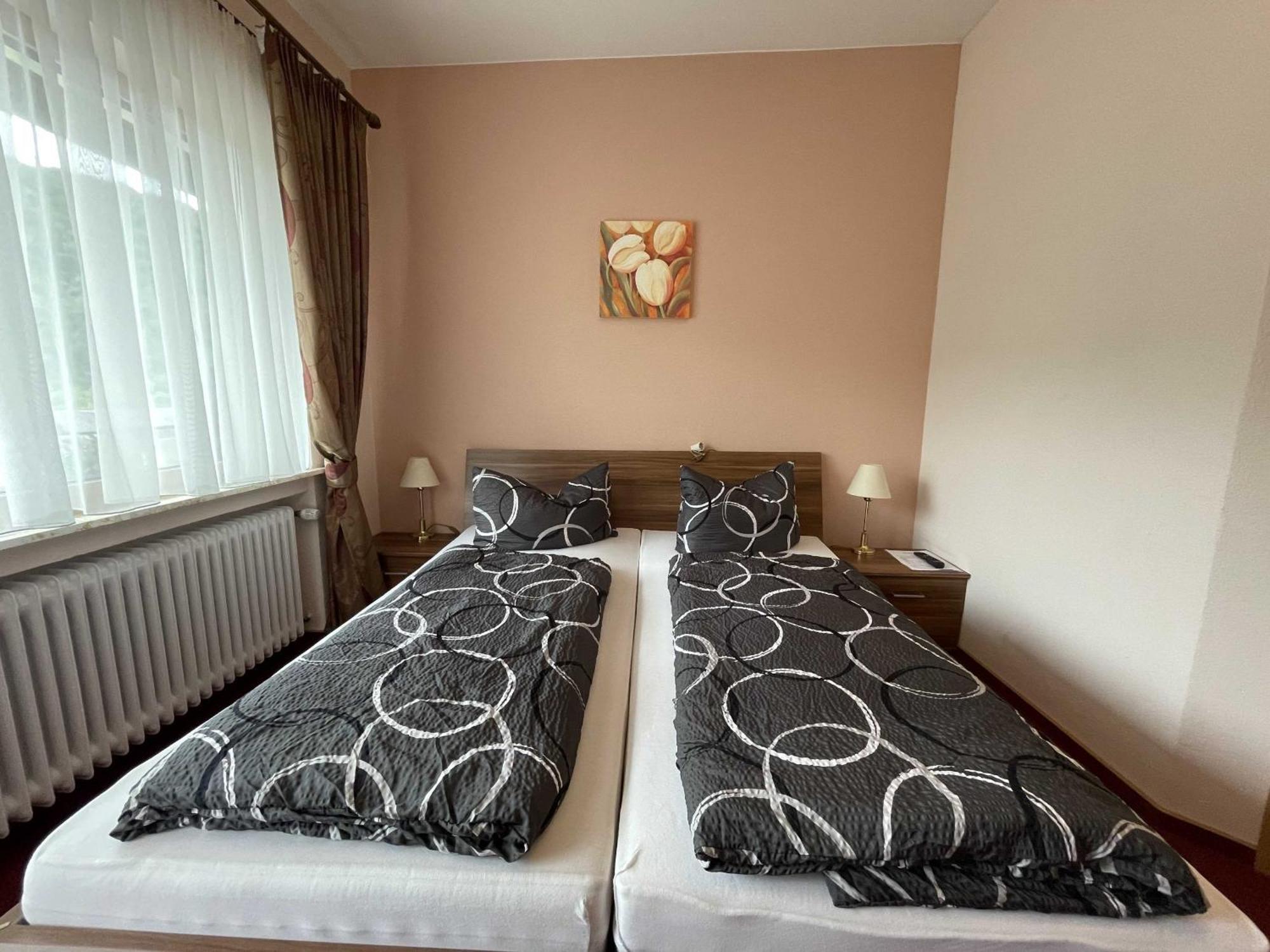 Hotel Zur Mosel Minheim Dış mekan fotoğraf