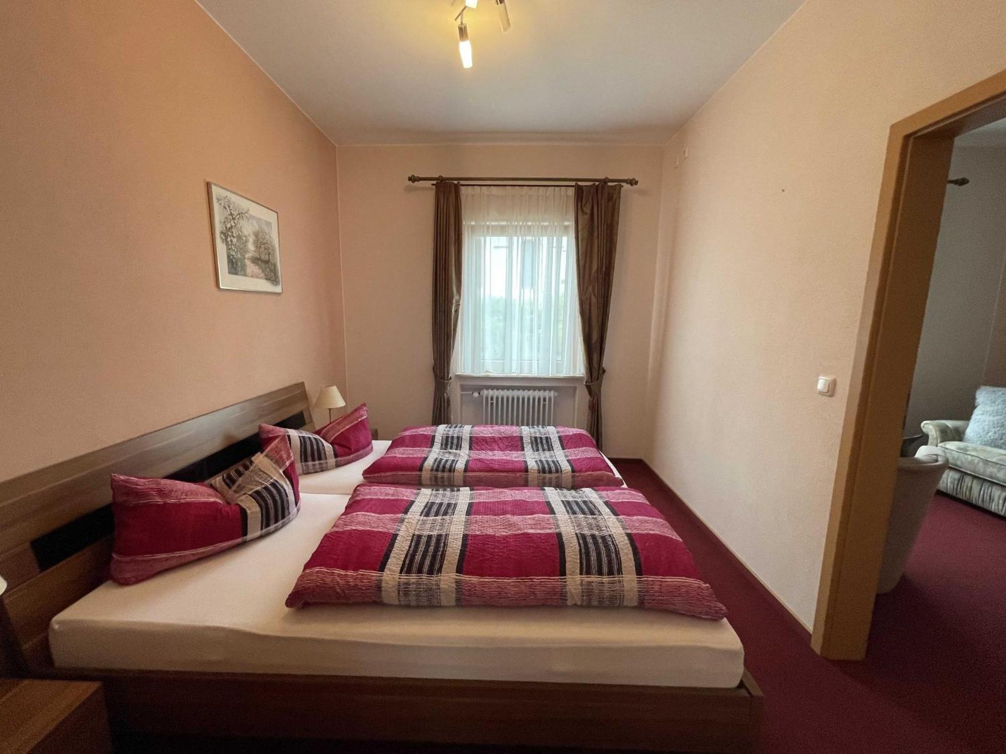 Hotel Zur Mosel Minheim Dış mekan fotoğraf
