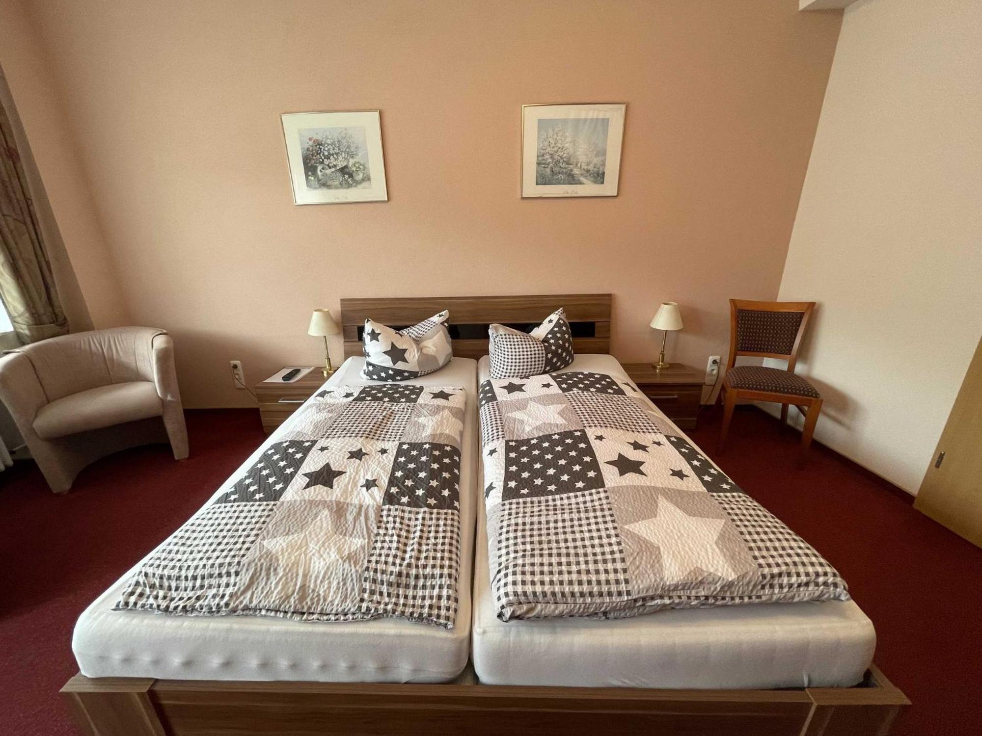 Hotel Zur Mosel Minheim Dış mekan fotoğraf