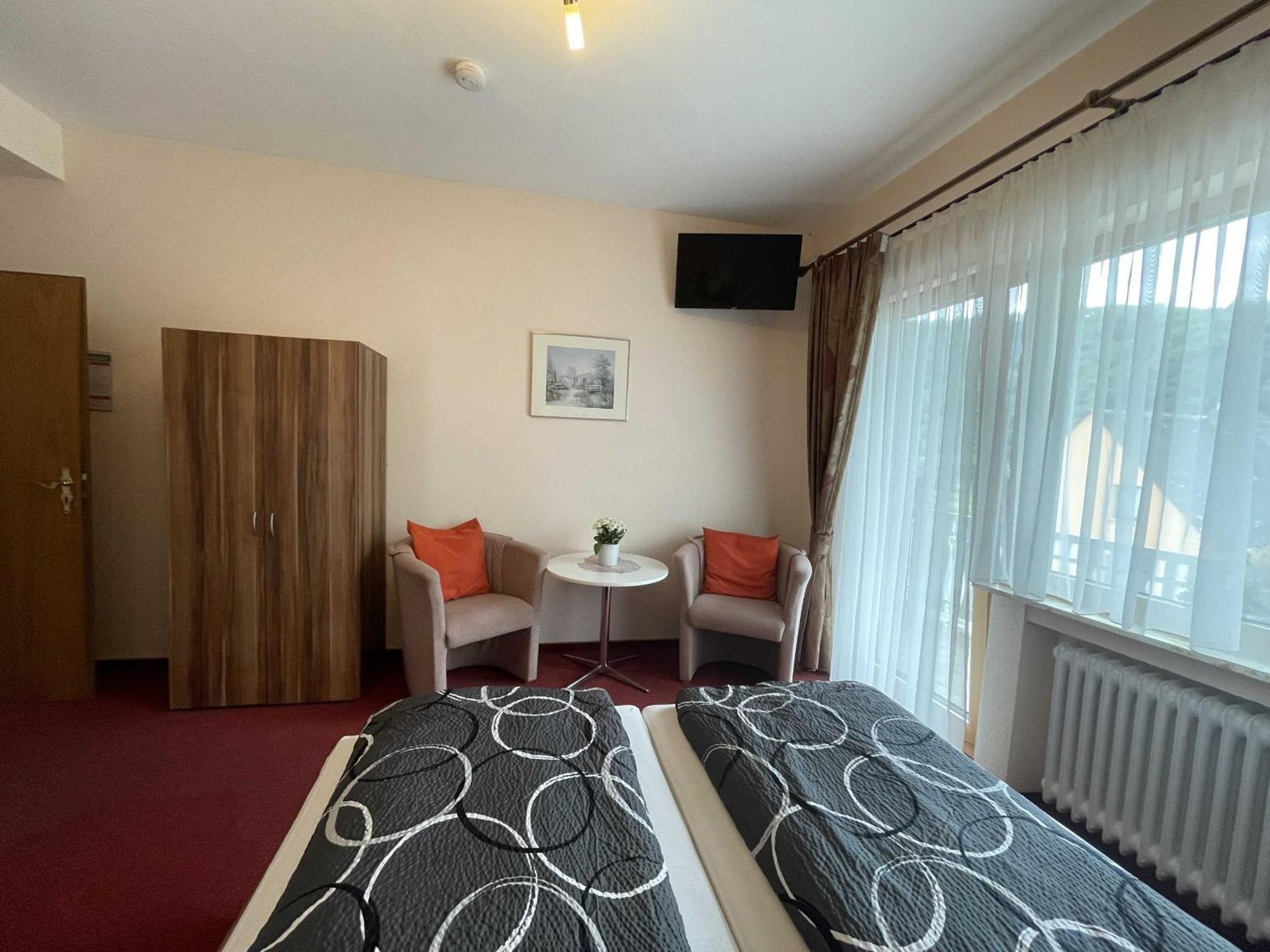 Hotel Zur Mosel Minheim Dış mekan fotoğraf